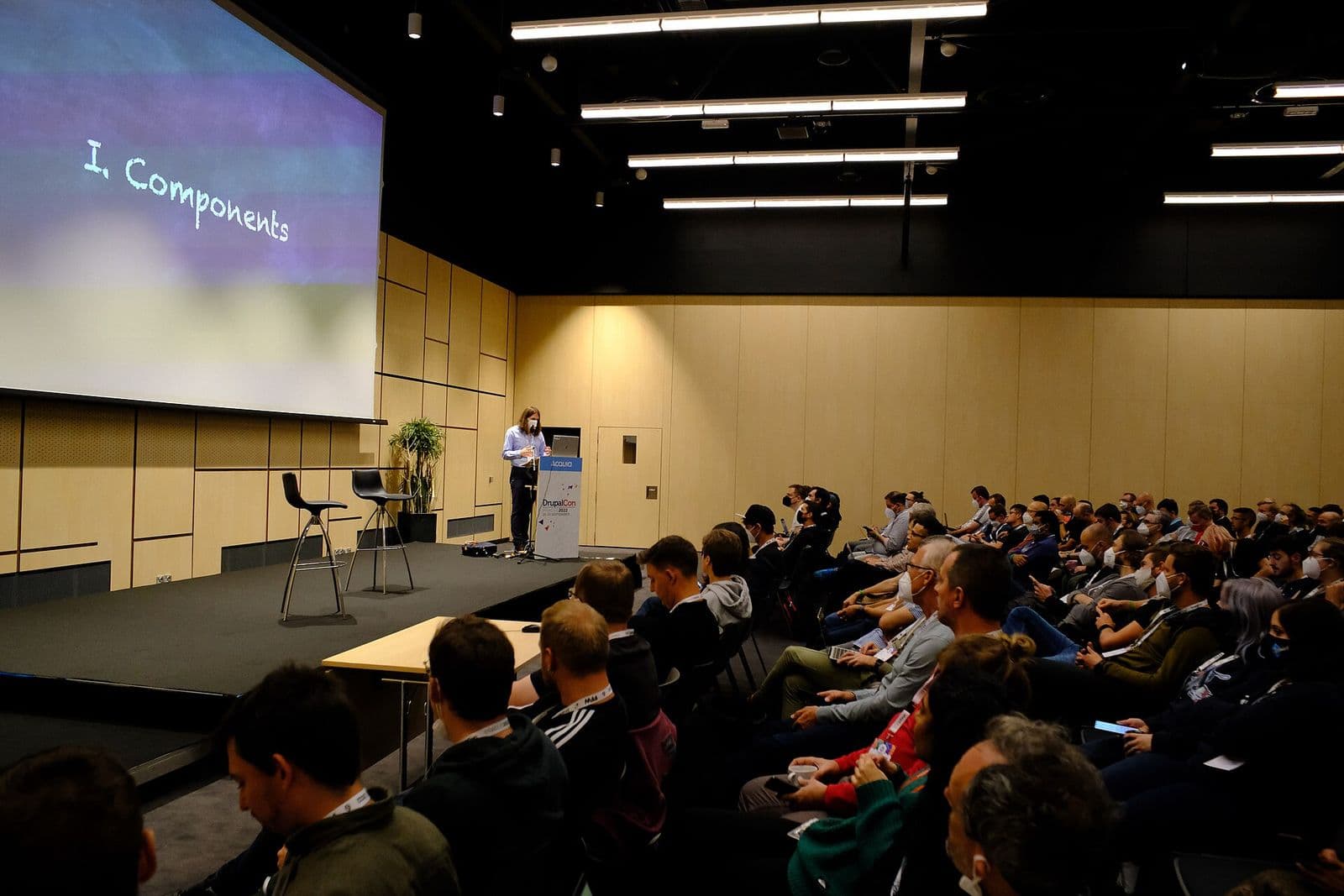 A session on components at DrupalCon Prague 2022